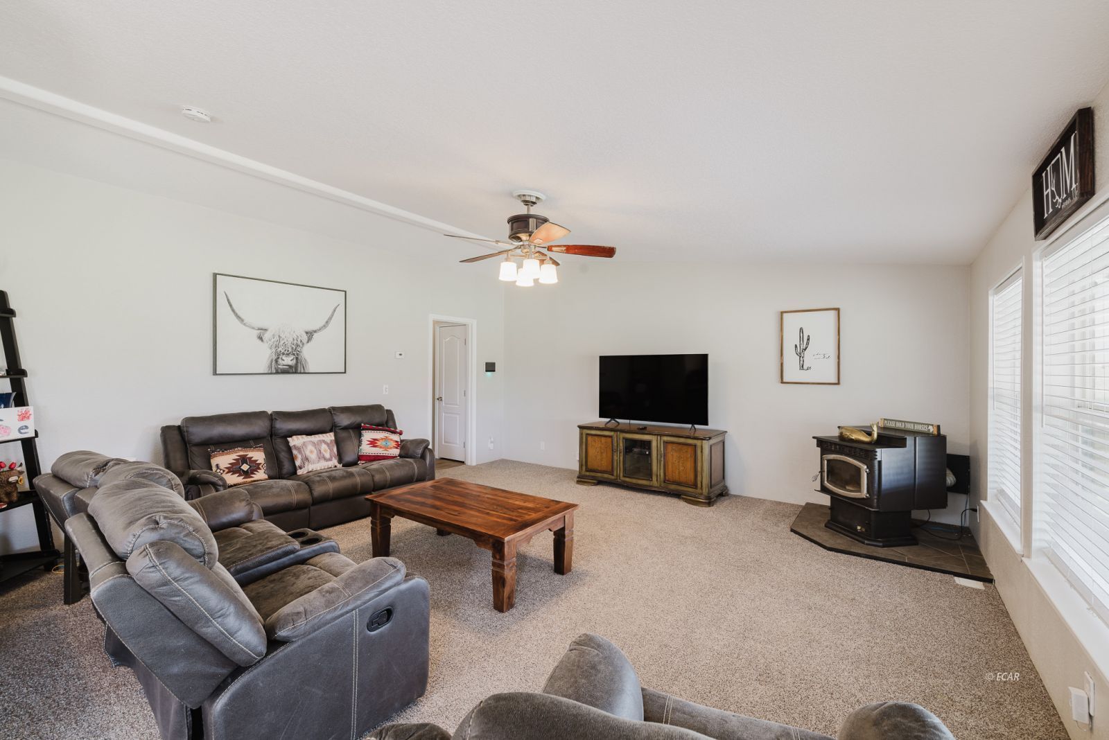 3038 Kittridge Canyon Road Property Photo 8