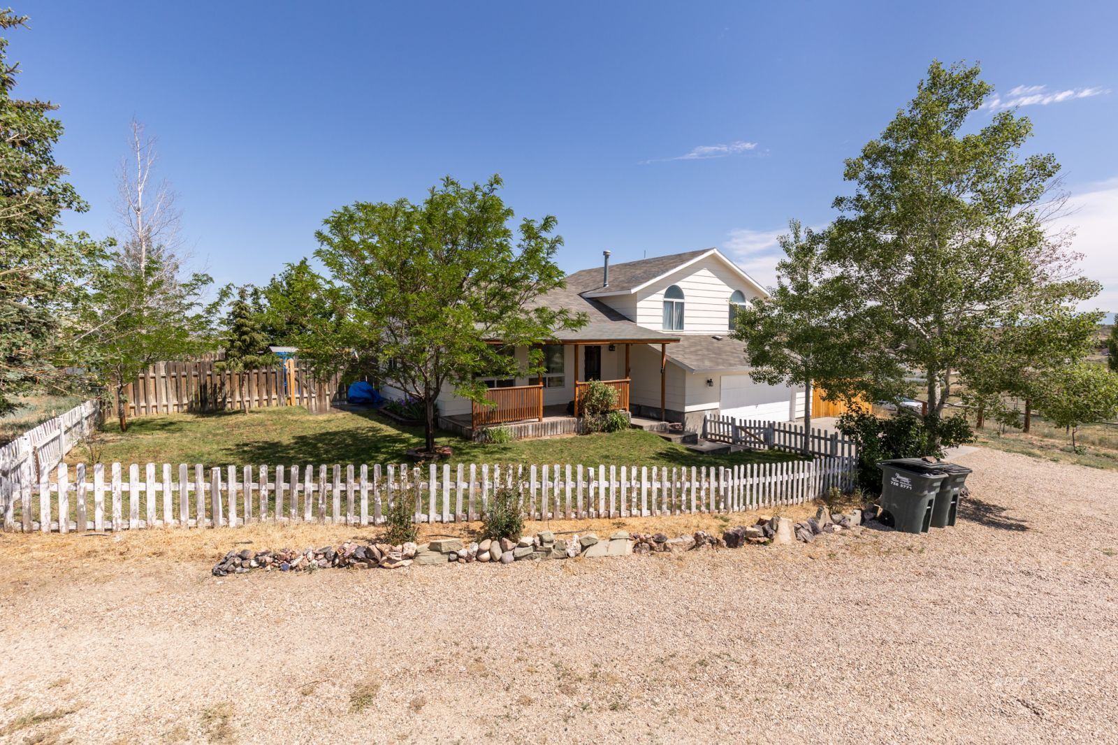 621 Palace Parkway Property Photo 3