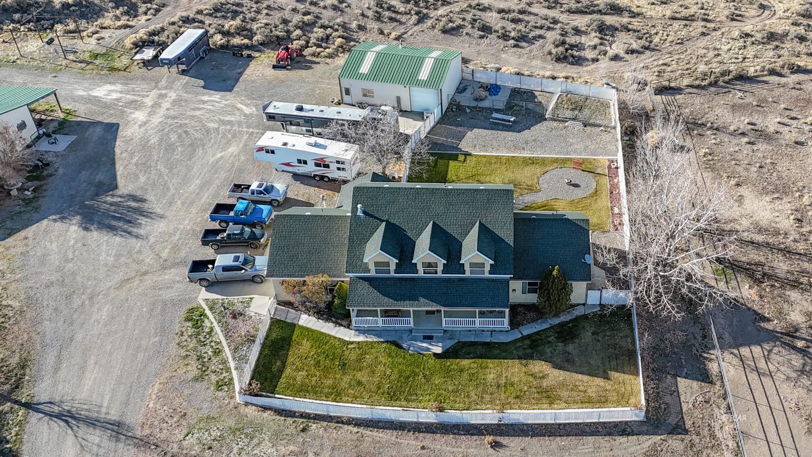 4920 Reinhart Lane Property Photo 4