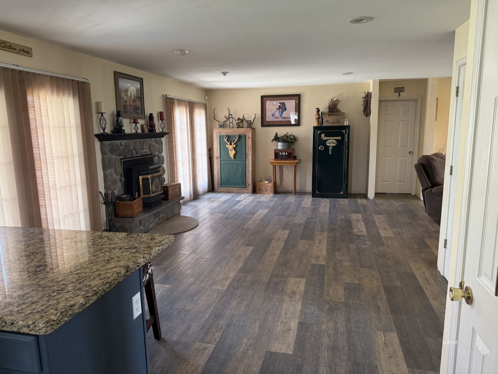 4920 Reinhart Lane Property Photo 15