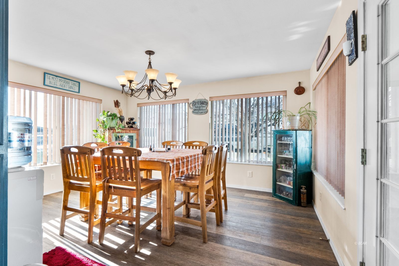 4920 Reinhart Lane Property Photo 15