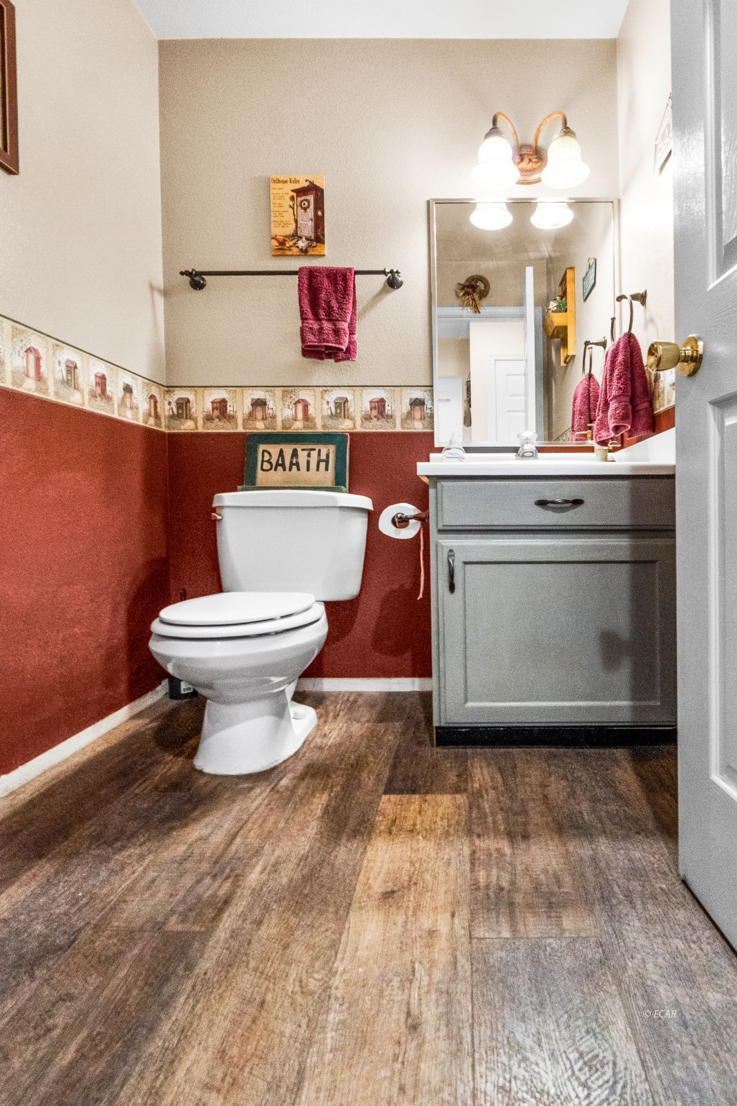 4920 Reinhart Lane Property Photo 21