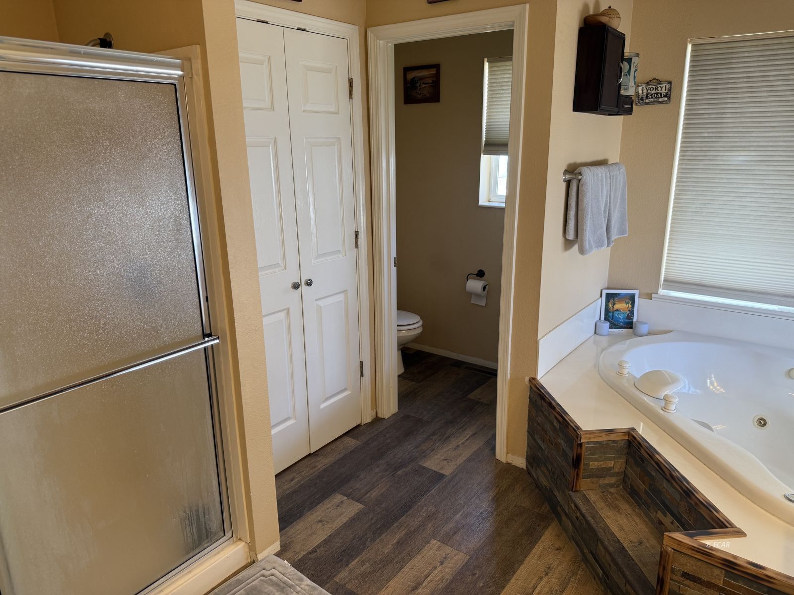 4920 Reinhart Lane Property Photo 22
