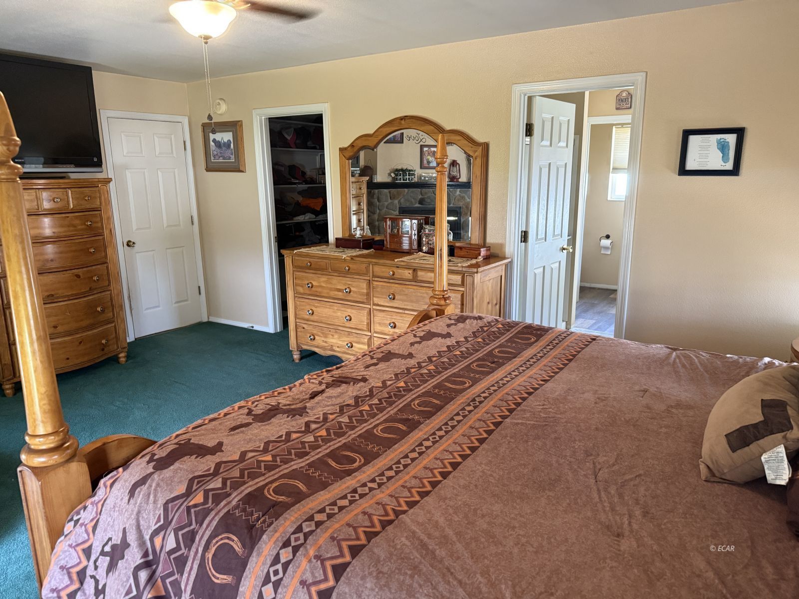 4920 Reinhart Lane Property Photo 25