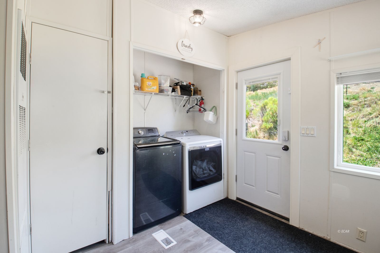 631 Spring Valley Parkway Property Photo 3