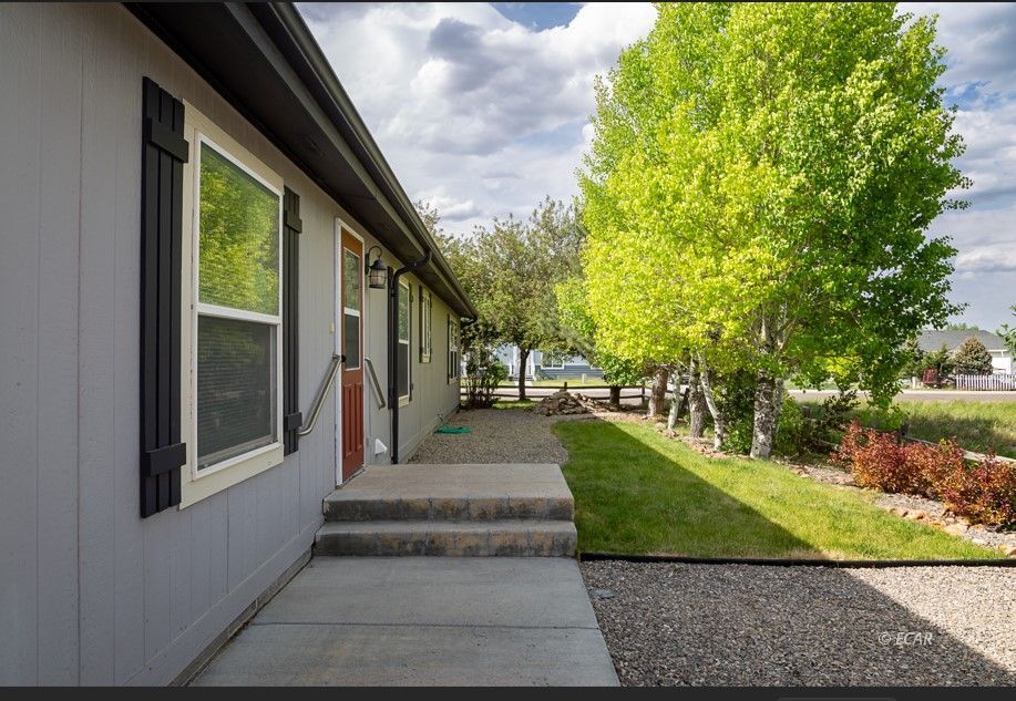 530 S Shoshone Avenue Property Photo 2