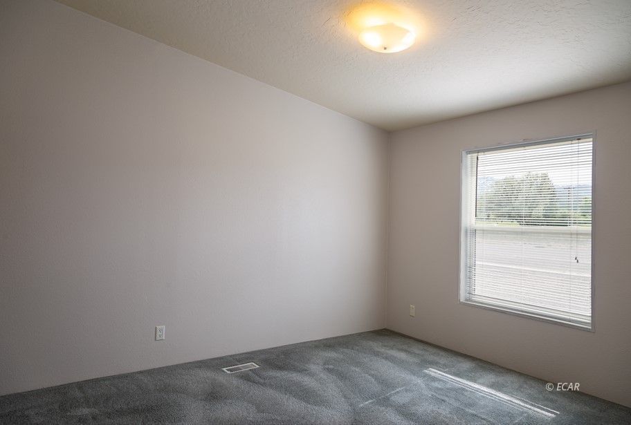 530 S Shoshone Avenue Property Photo 14