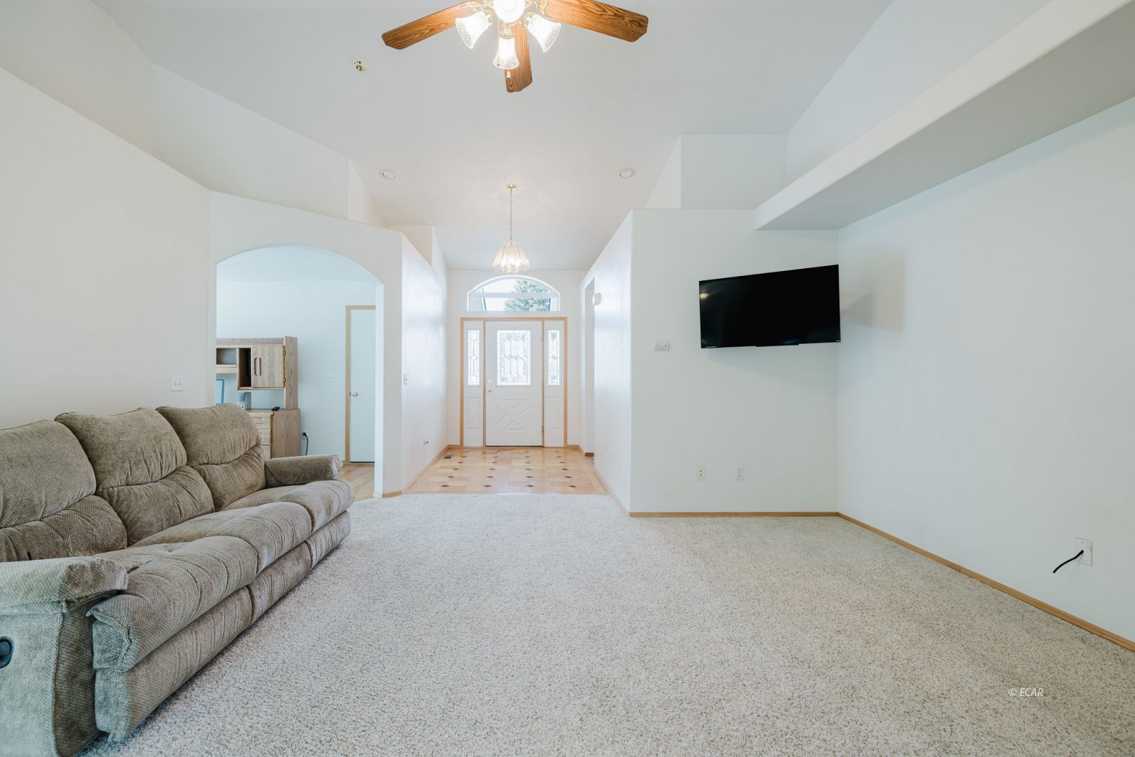 2037 Ruby View Drive Property Photo 3
