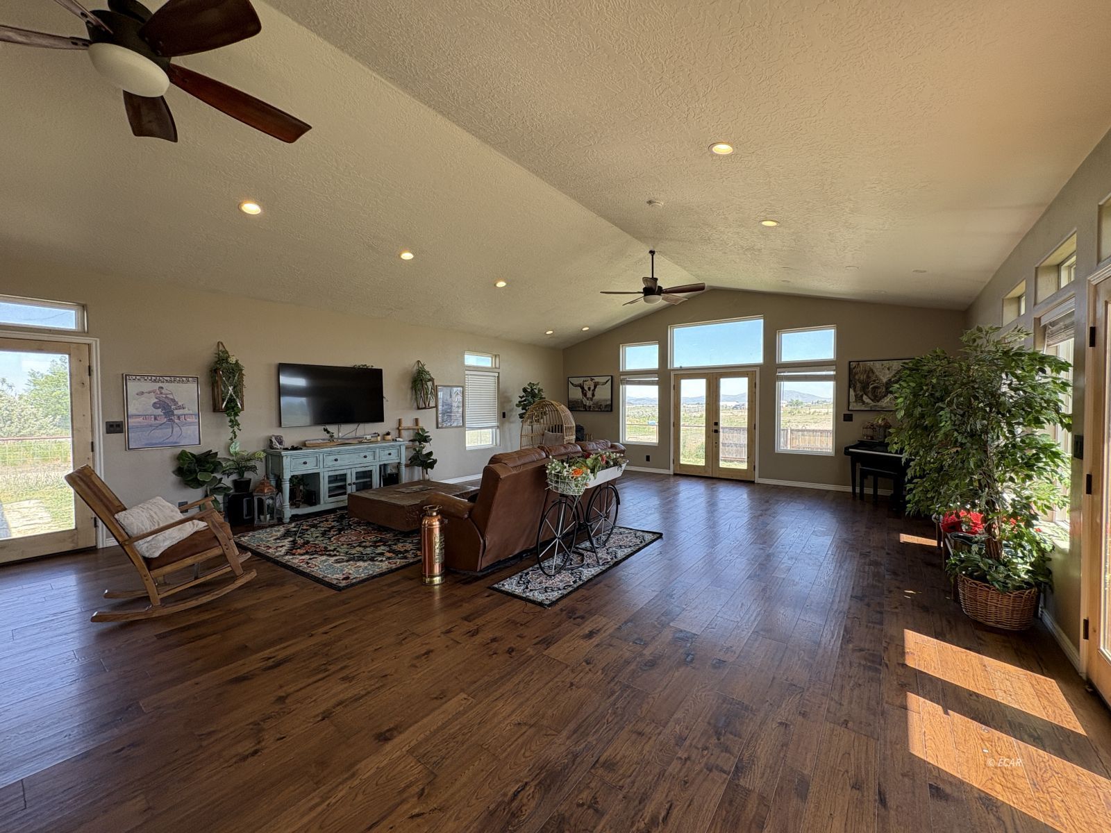 169 Verdes Drive Property Photo 4