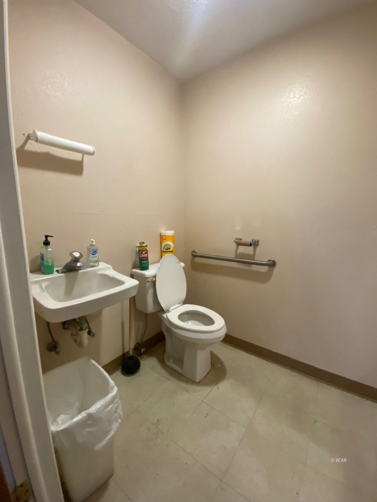 631 Humboldt Avenue Property Photo 23