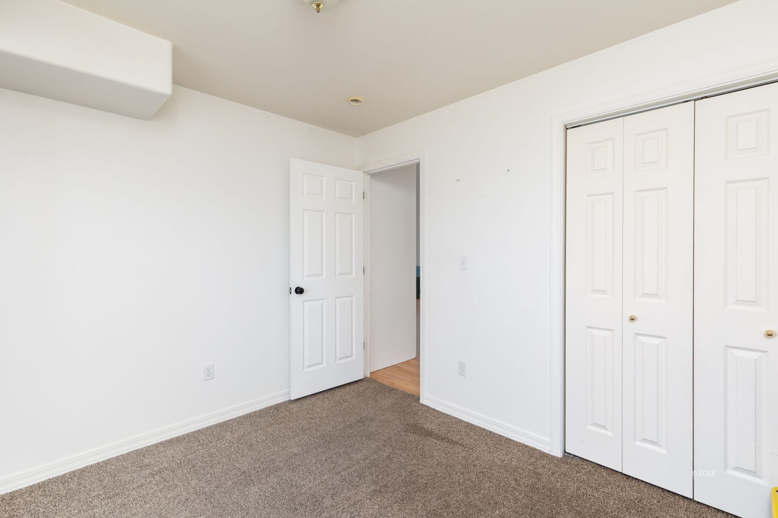 505 N Tibbets Boulevard 11 Property Photo 16