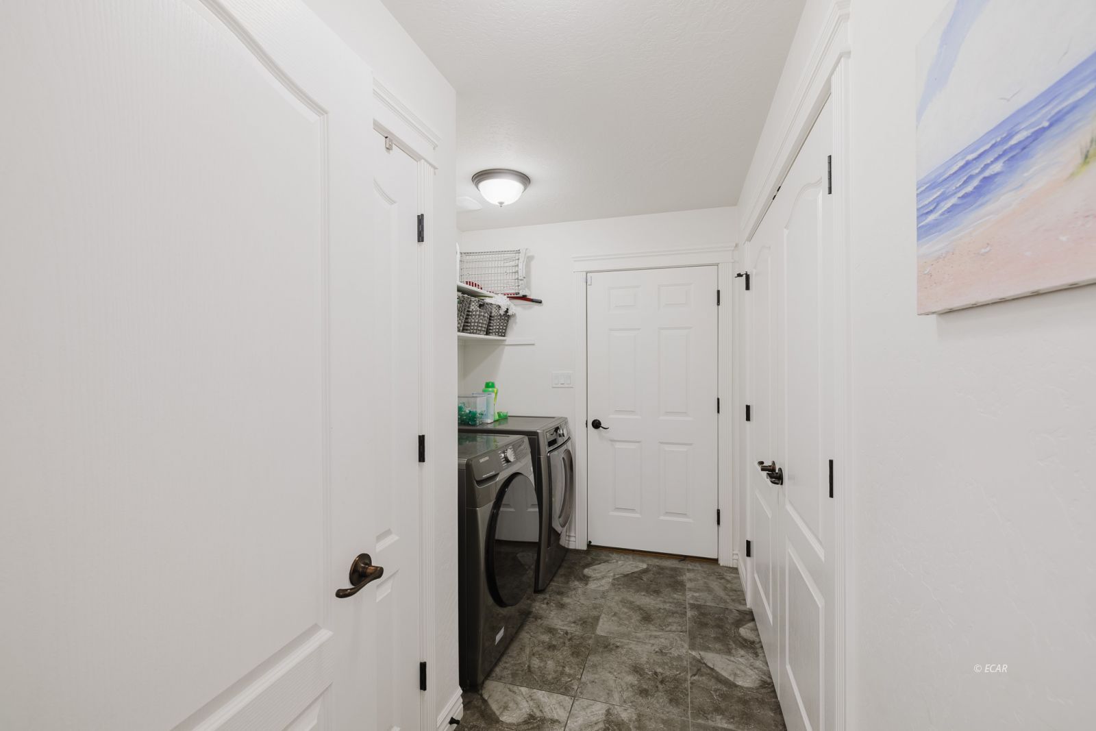 228 Edgebrook Drive Property Photo 15