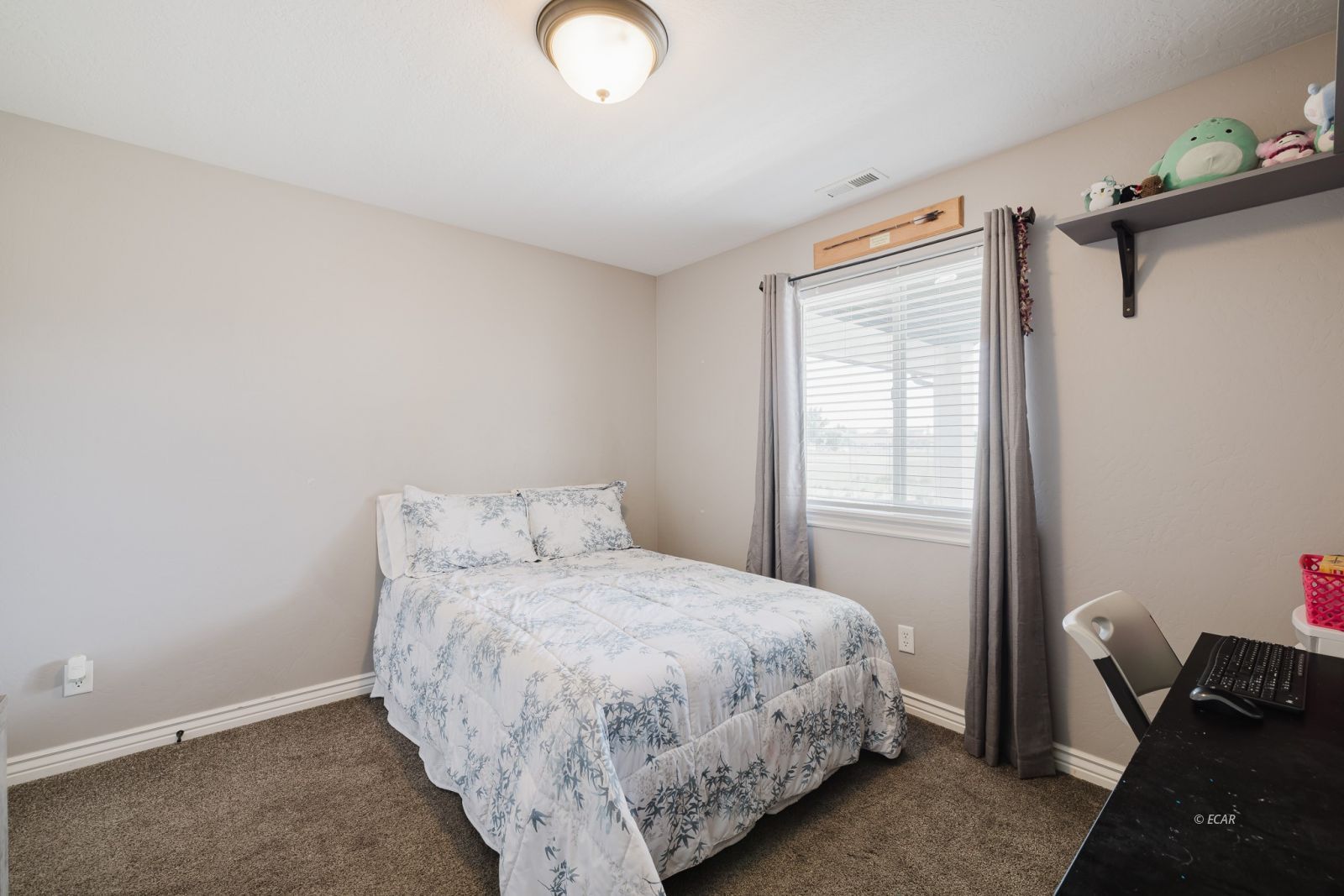 228 Edgebrook Drive Property Photo 32