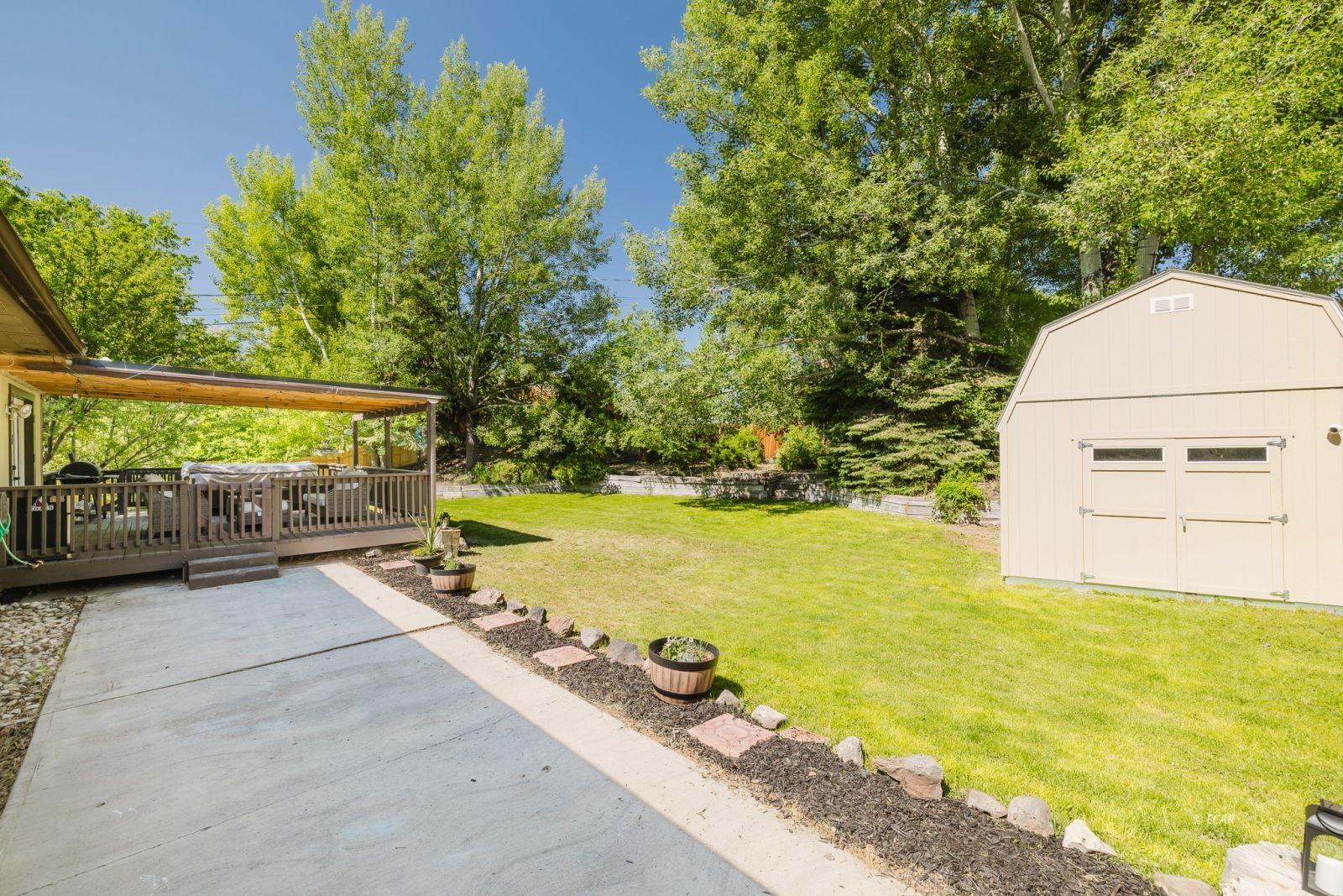 355 Skyline Drive Property Photo 34