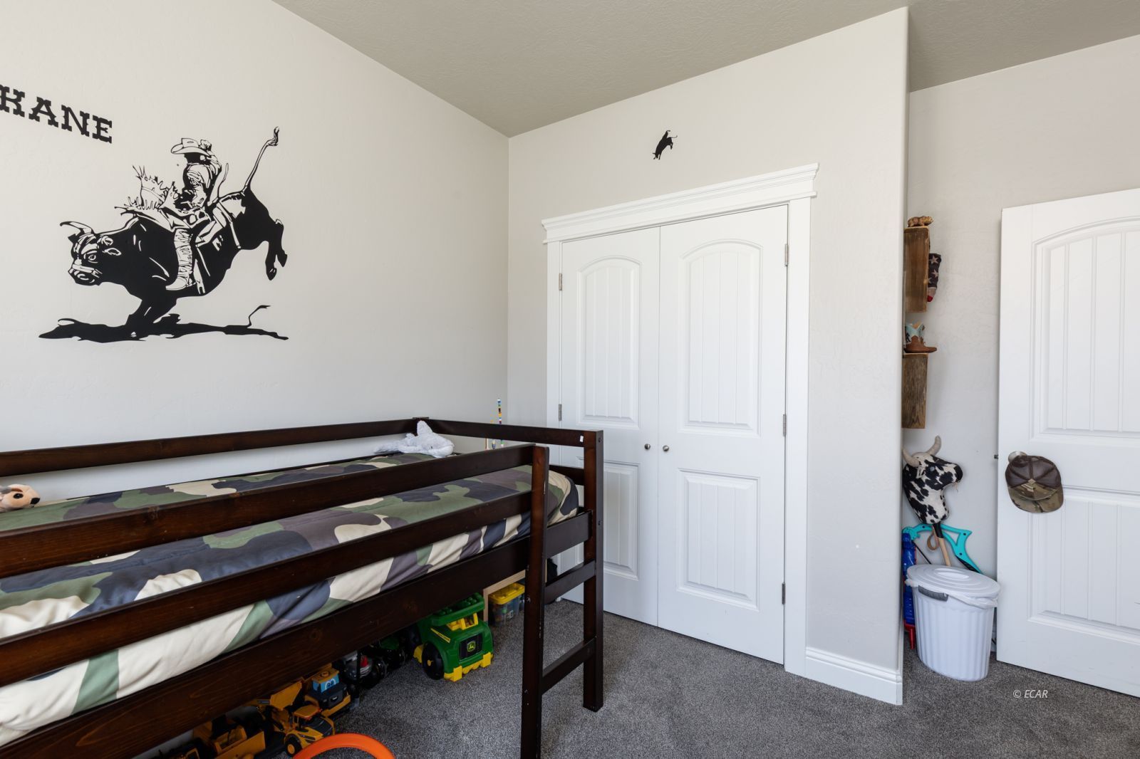956 Oakmont Drive Property Photo 36