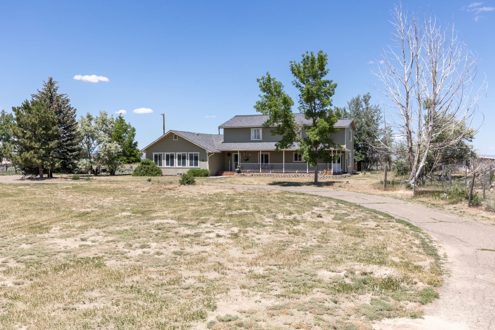 849 Abeyta Drive Property Photo 3
