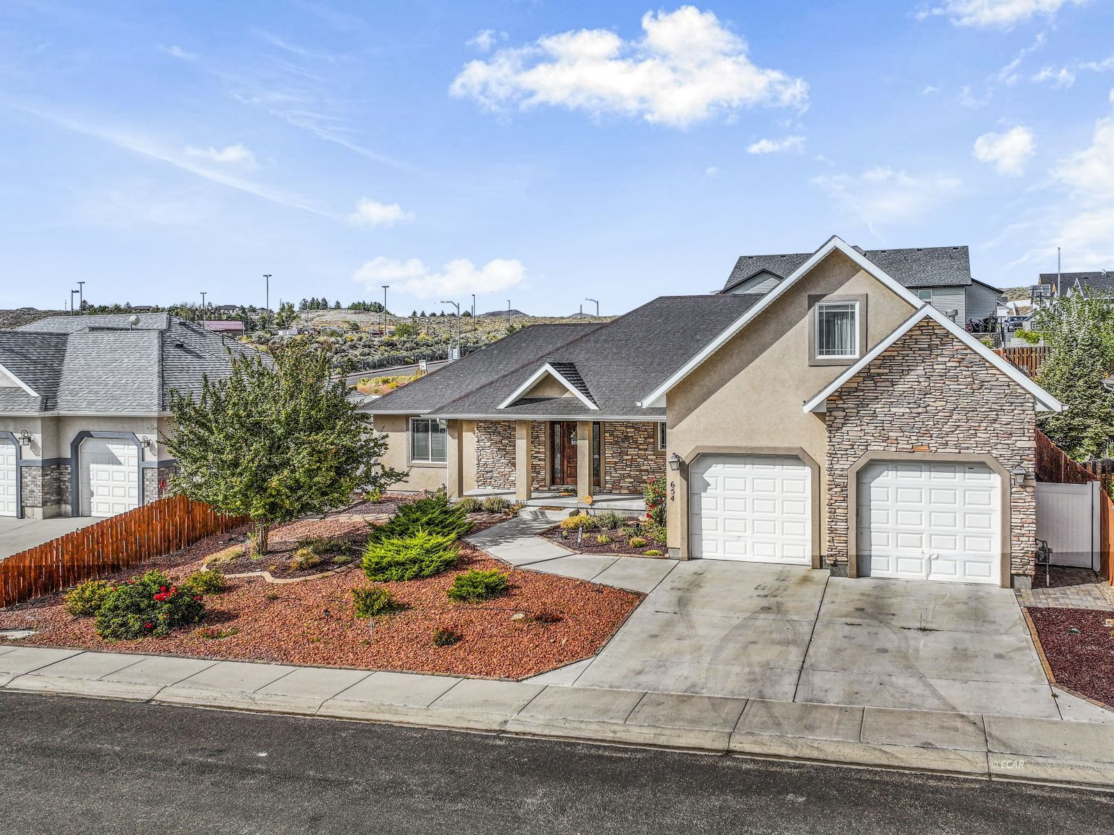 654 Cortney Drive Property Photo 2