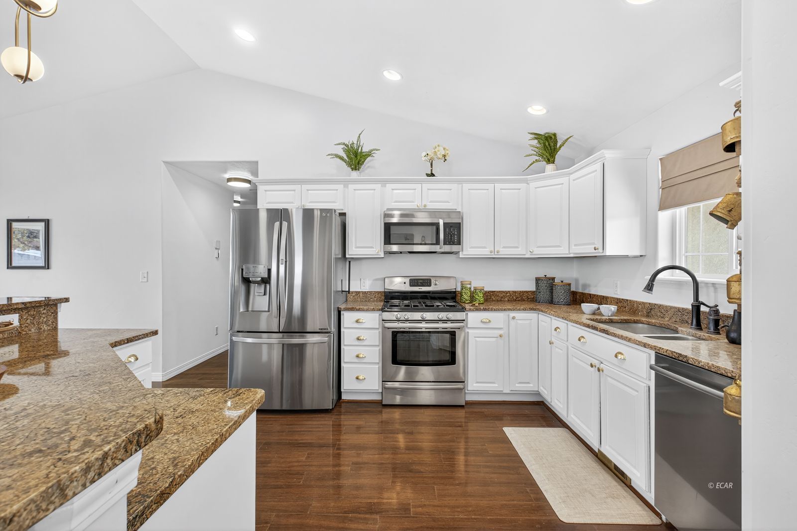 654 Cortney Drive Property Photo 11