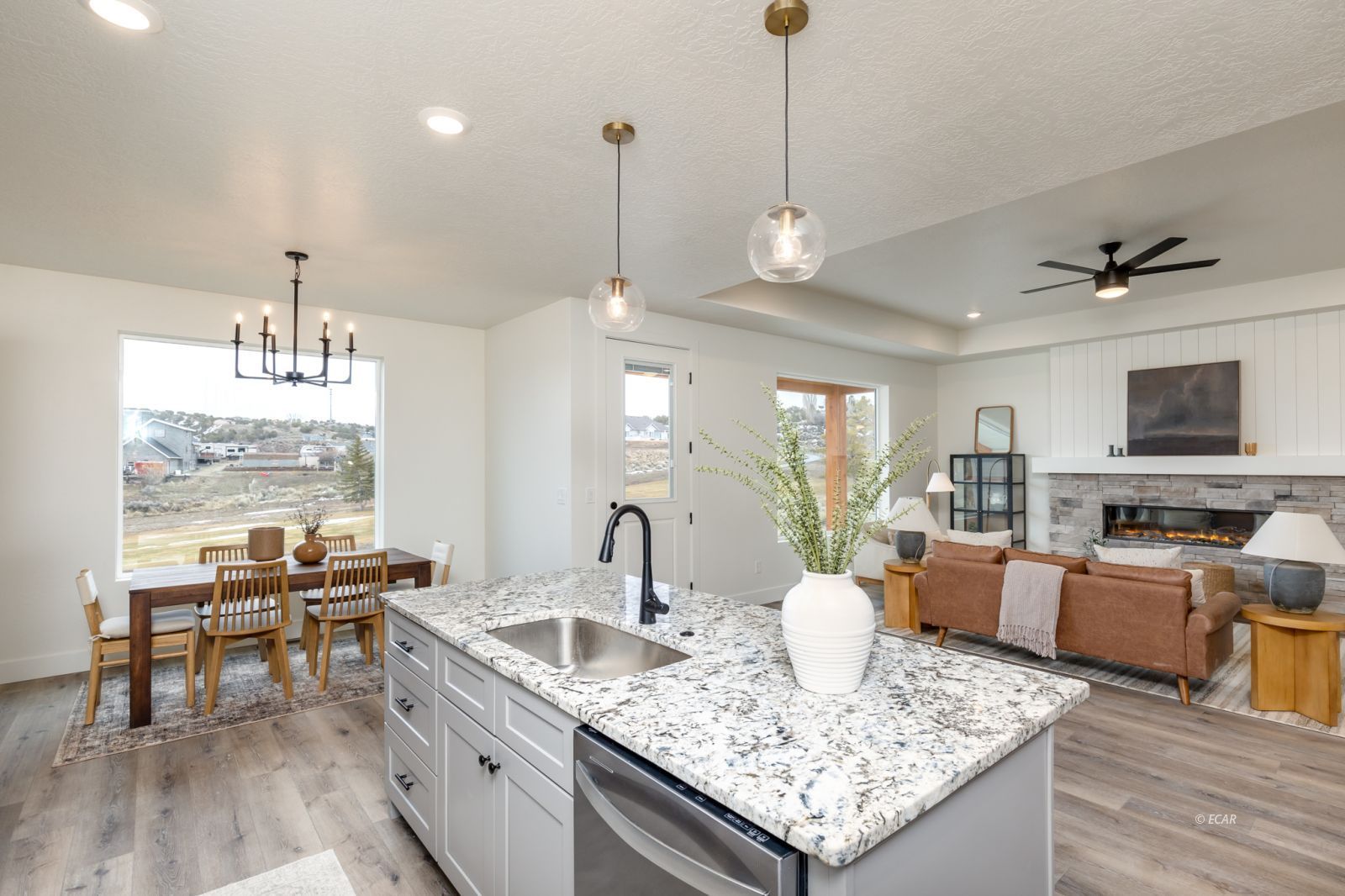 2943 Eleanor Court Property Photo 18