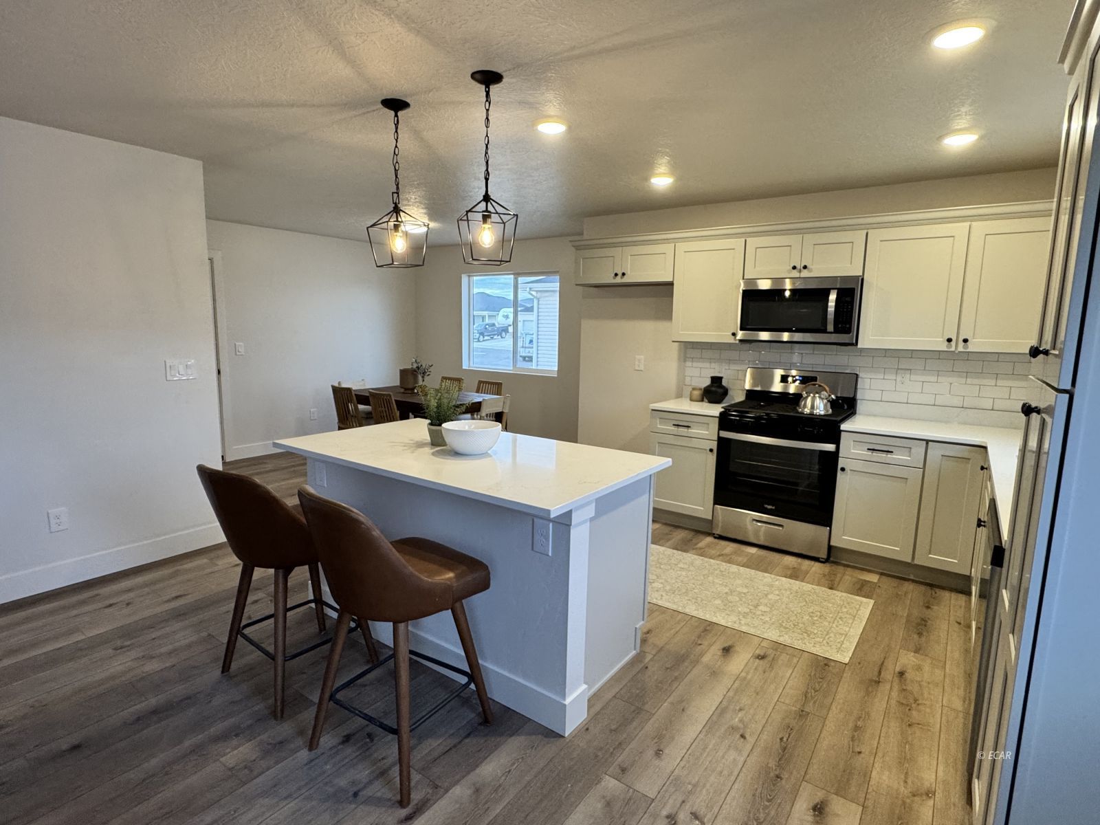 2939 Eleanor Court Property Photo 7