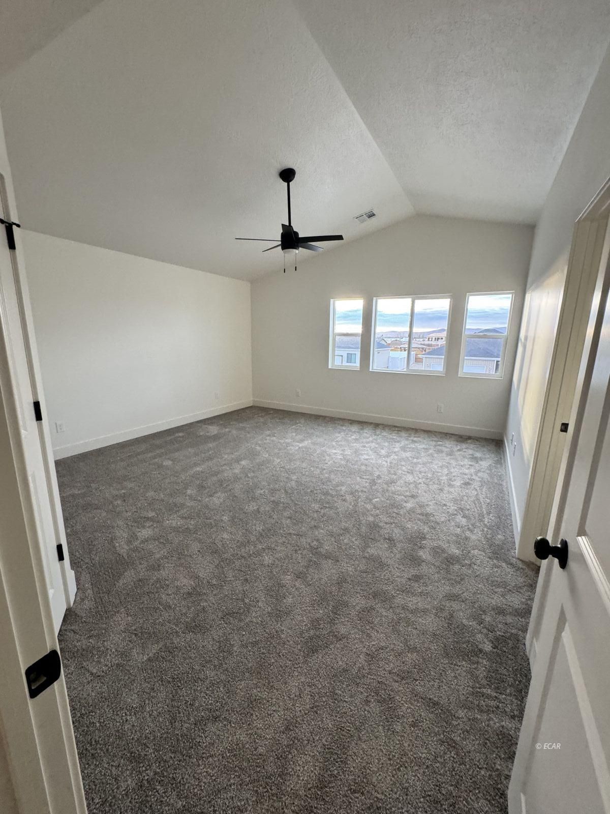 2939 Eleanor Court Property Photo 12