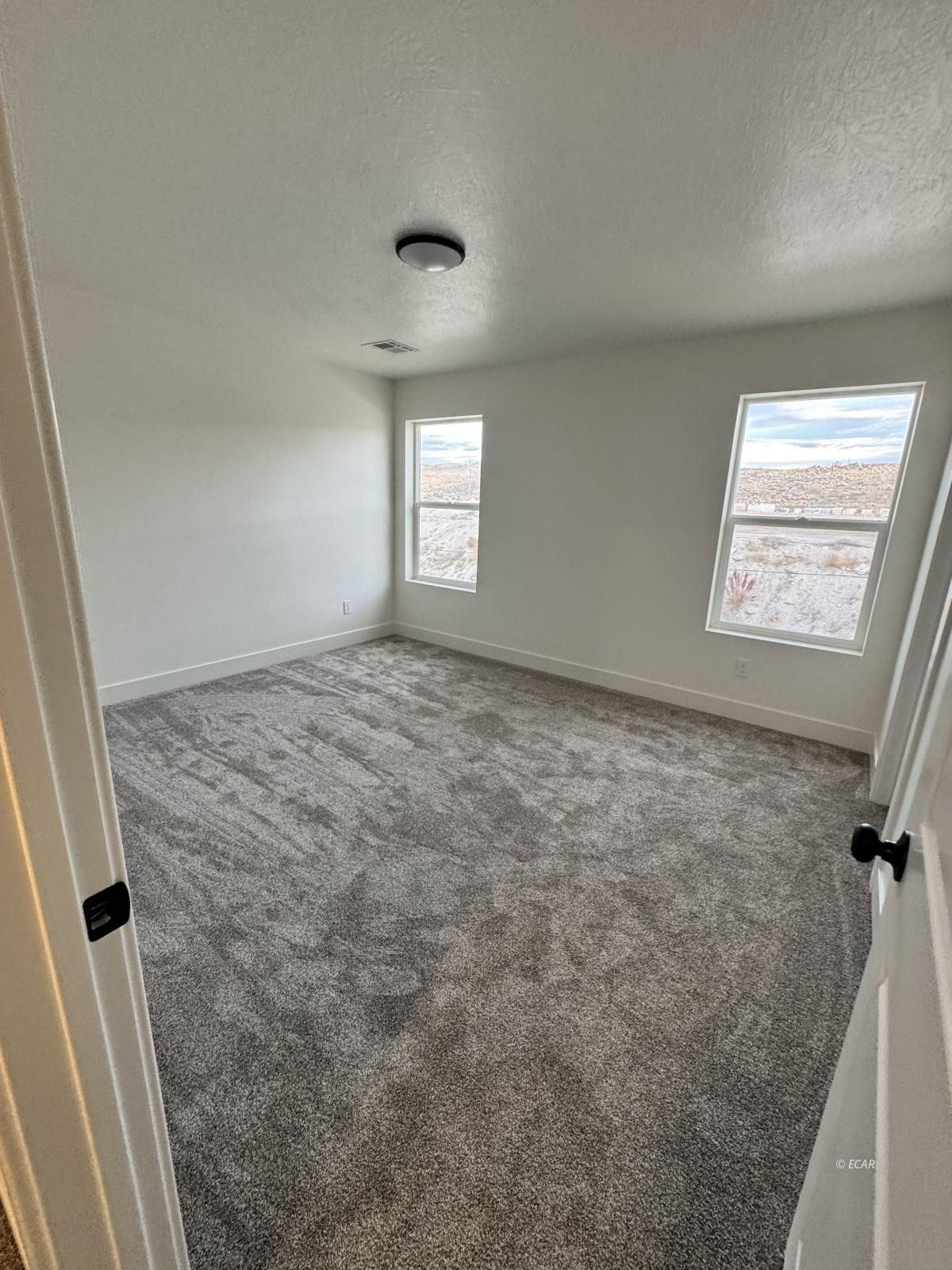 2939 Eleanor Court Property Photo 22