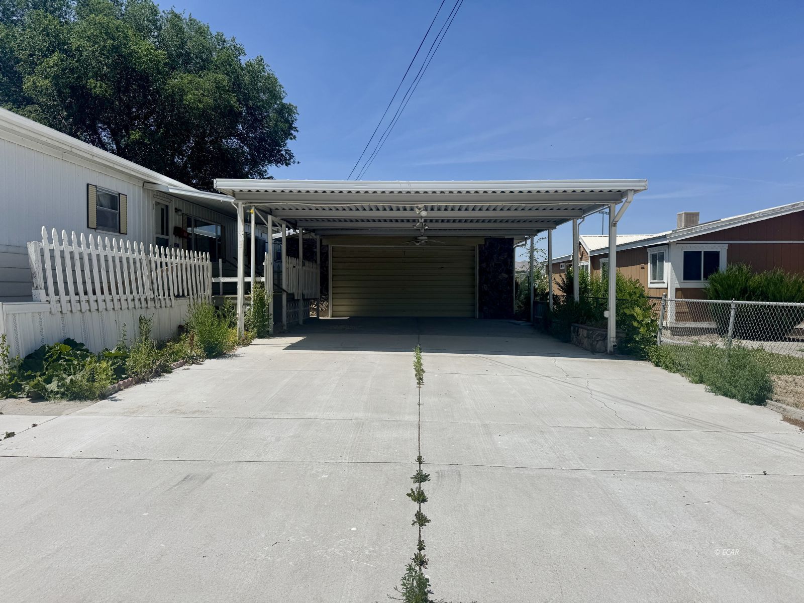 648 Bullion Road Property Photo 2