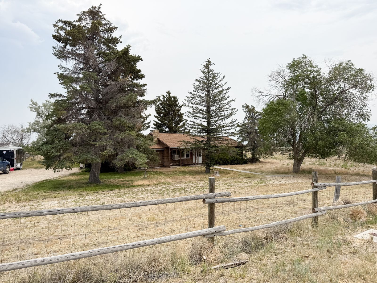 845 Ashburn Drive Property Photo 3