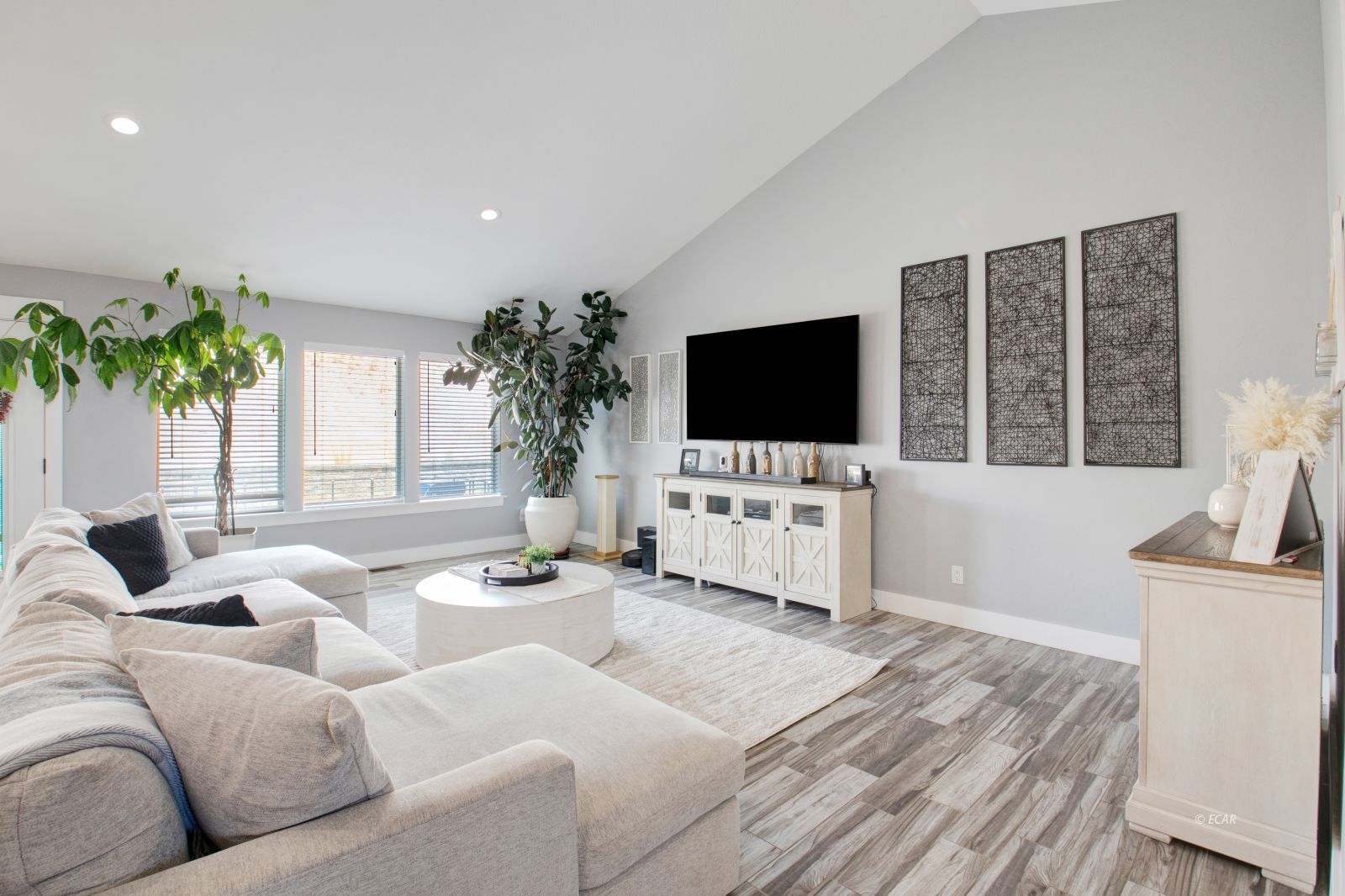 2057 Eagle Ridge Loop Property Photo 13