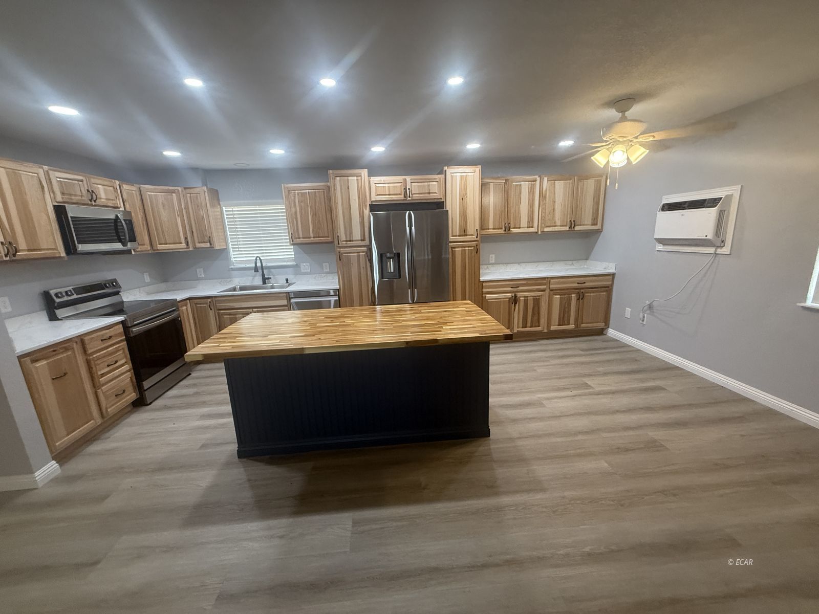 198 Mathews Court Property Photo 7