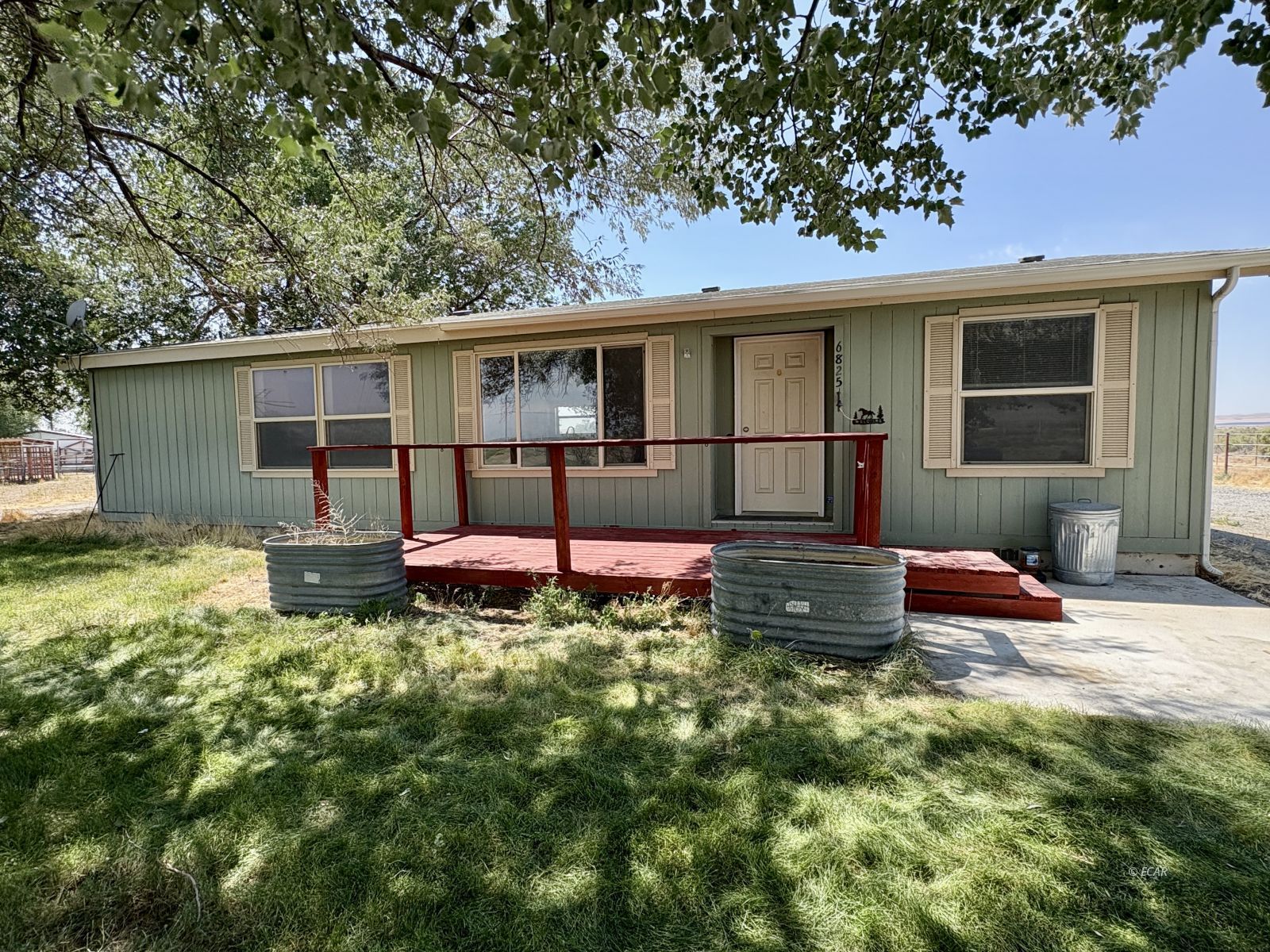 6825 W Rose Creek Road Property Photo 1