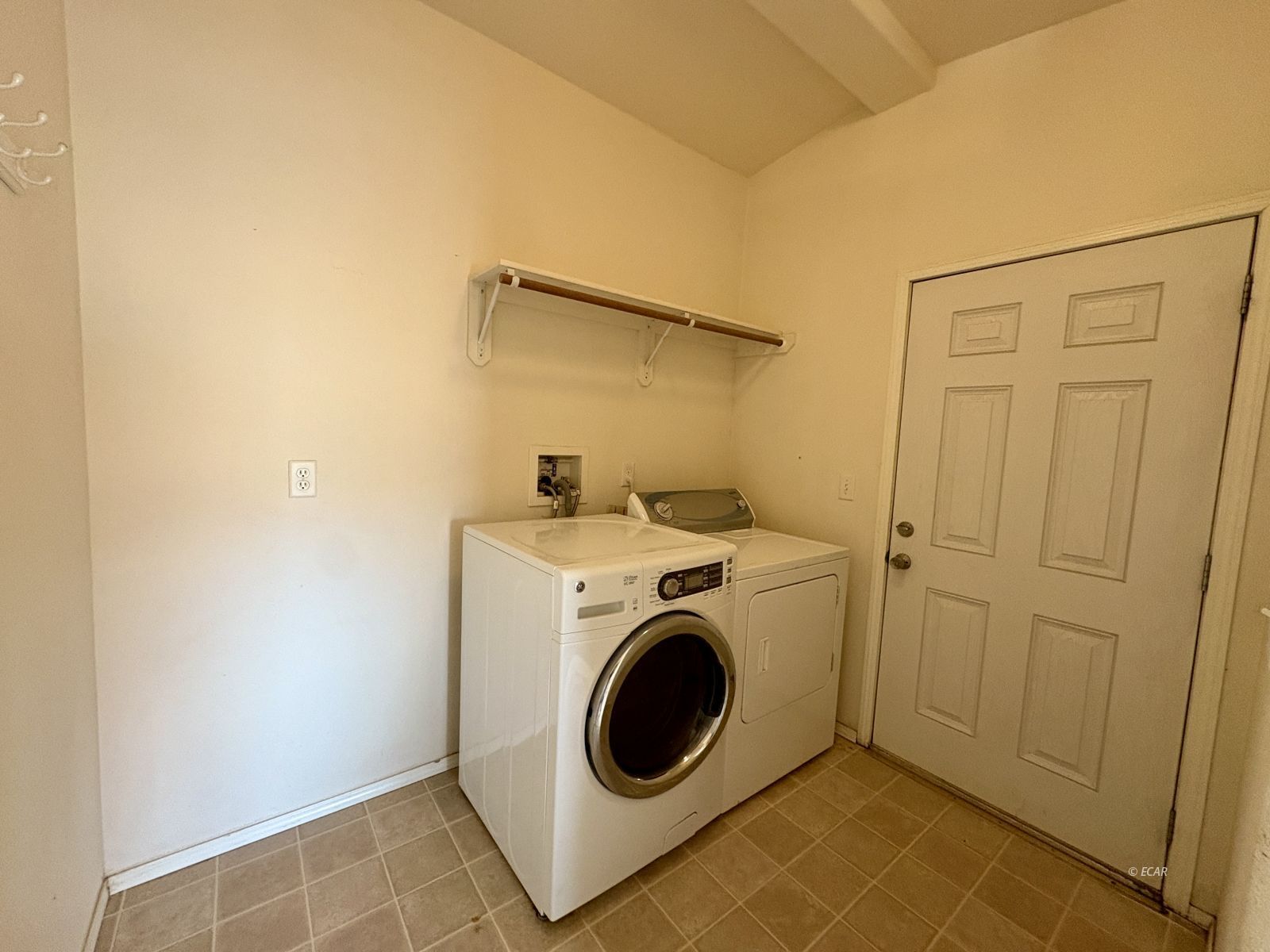 6825 W Rose Creek Road Property Photo 17