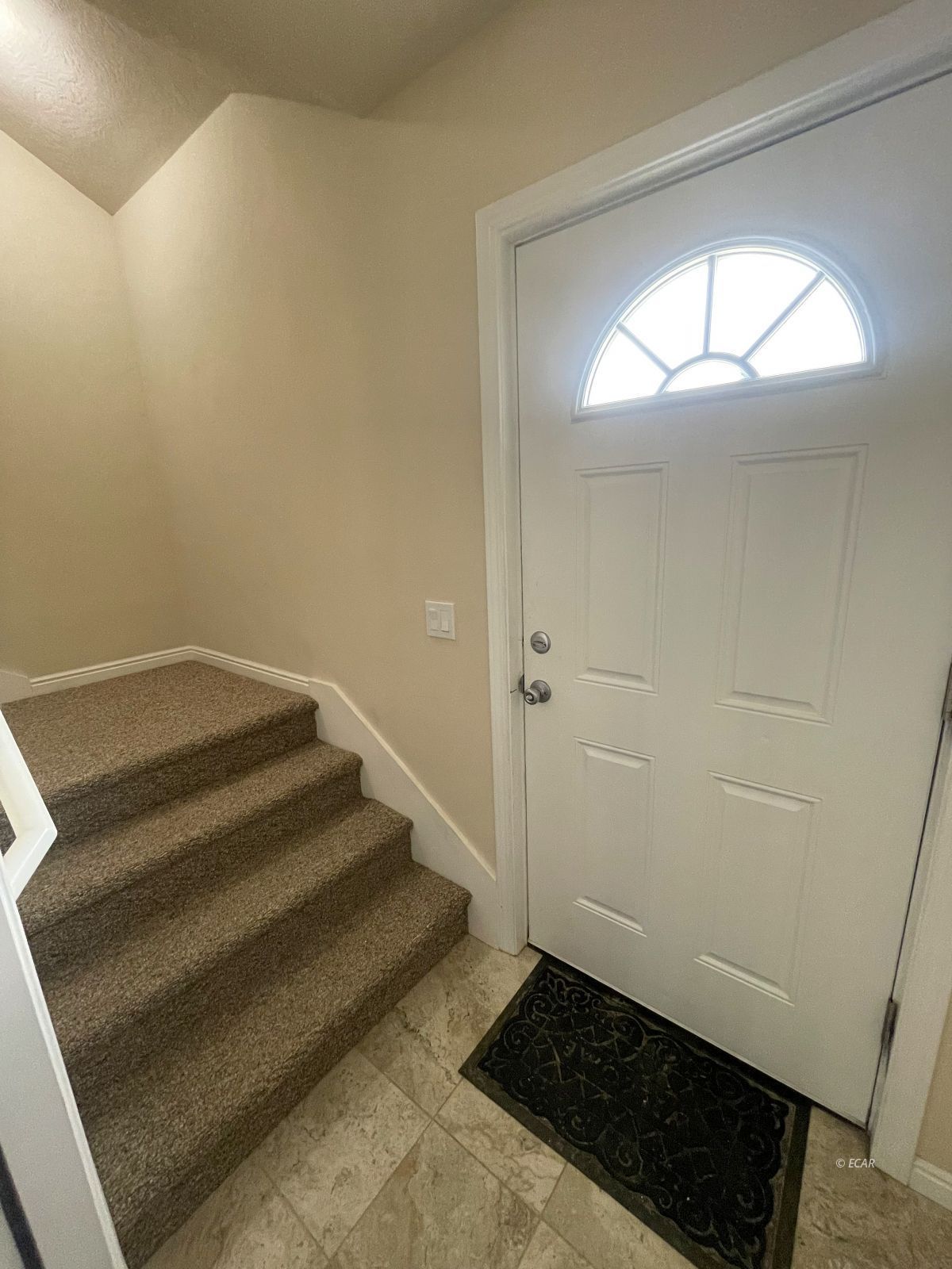 899 Eastlake Drive Property Photo 2