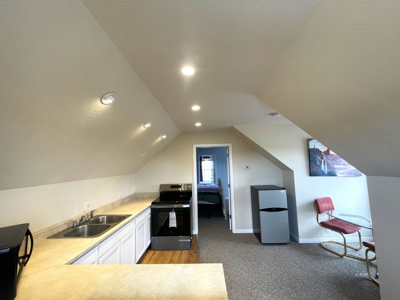 899 Eastlake Drive Property Photo 7