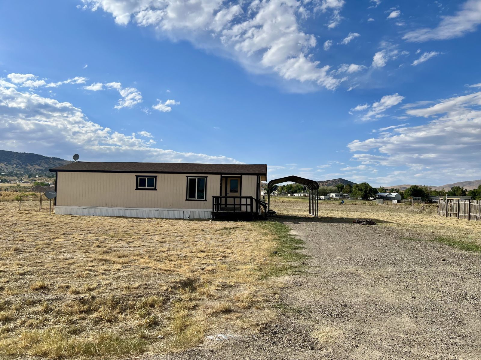 417 Brent Lane Property Photo 3