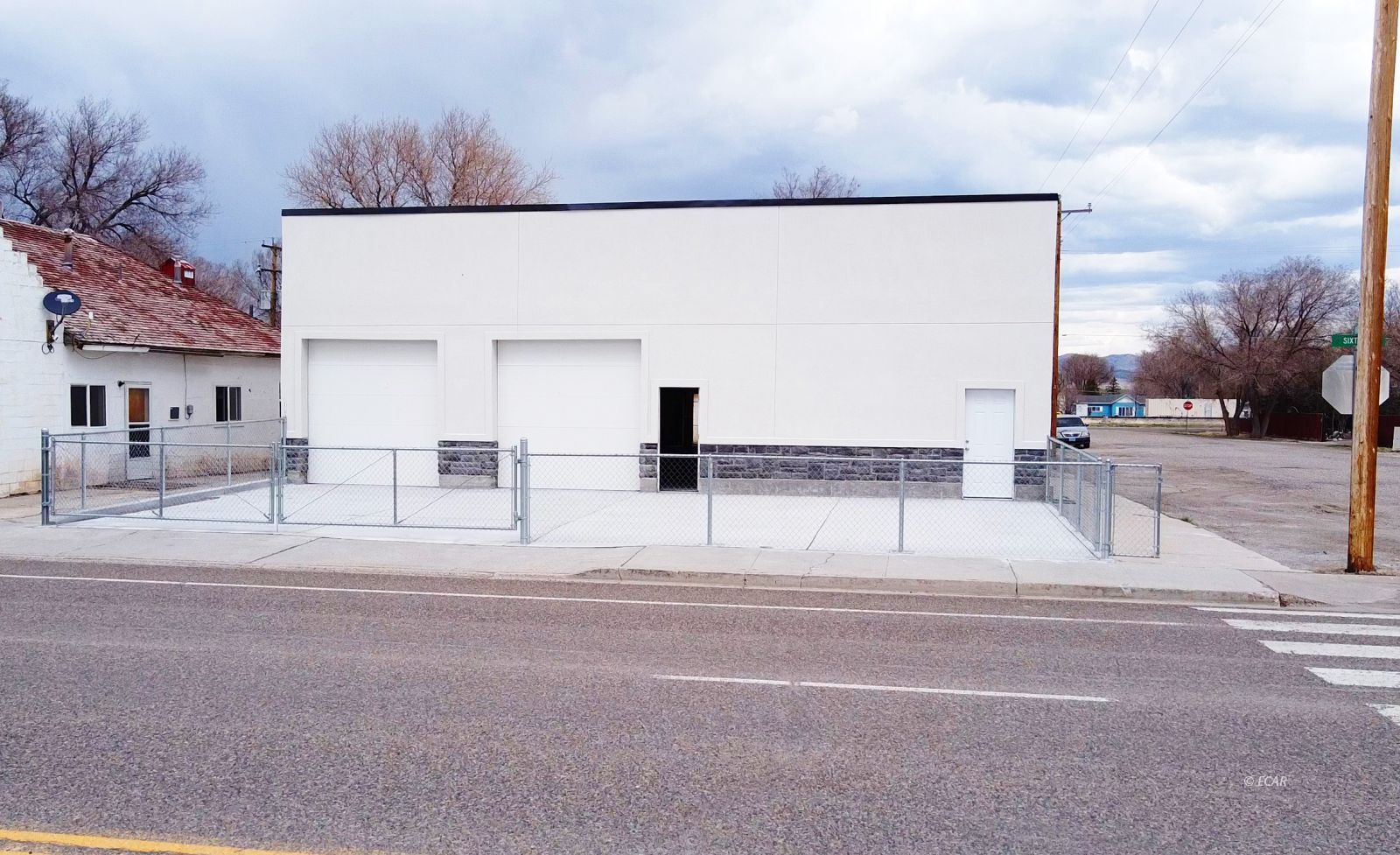 295 6th Street Property Photo 1
