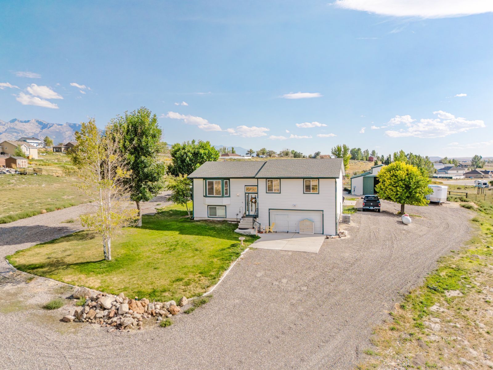 491 Blakeland Drive Property Photo 2