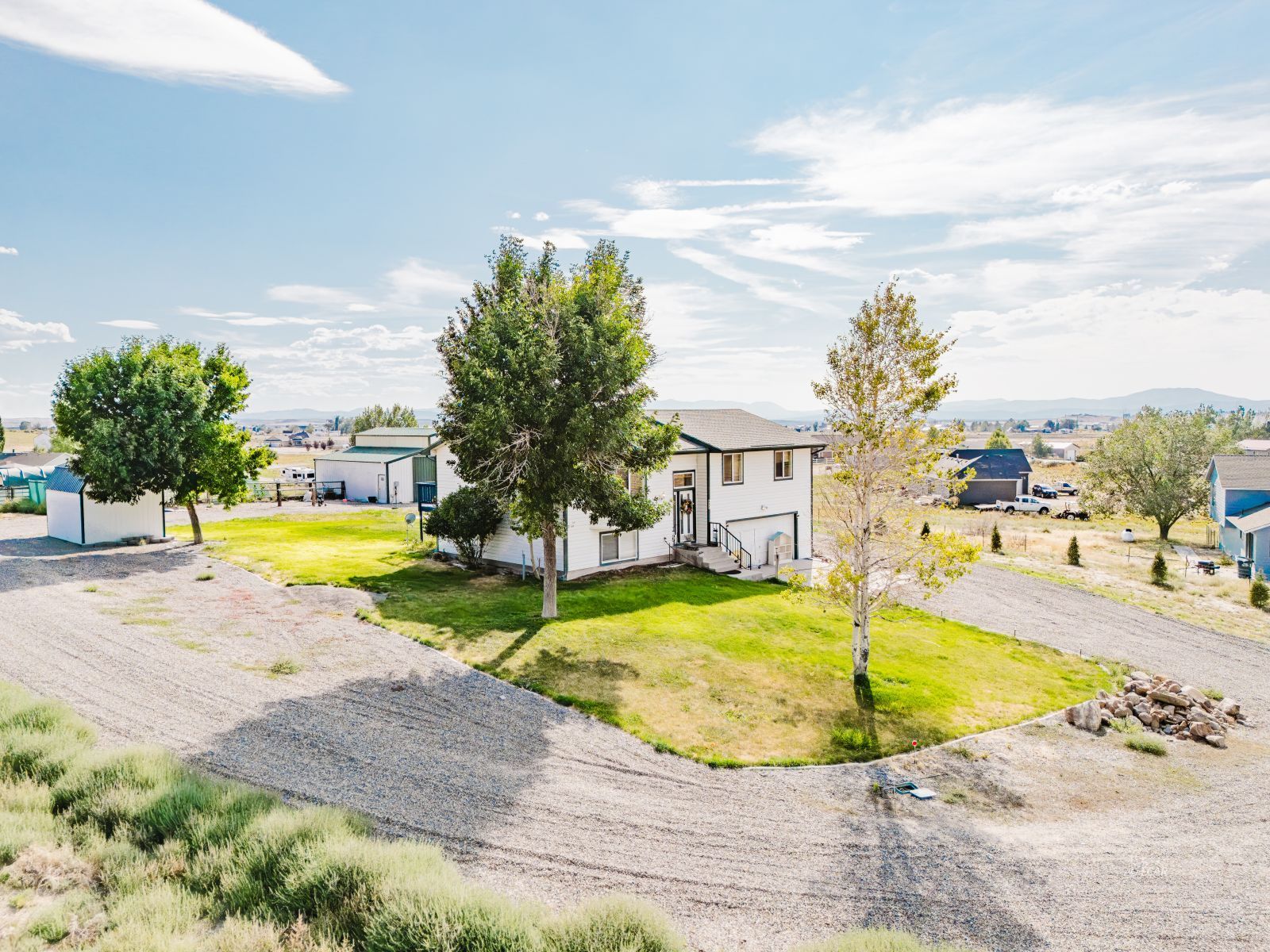 491 Blakeland Drive Property Photo 3