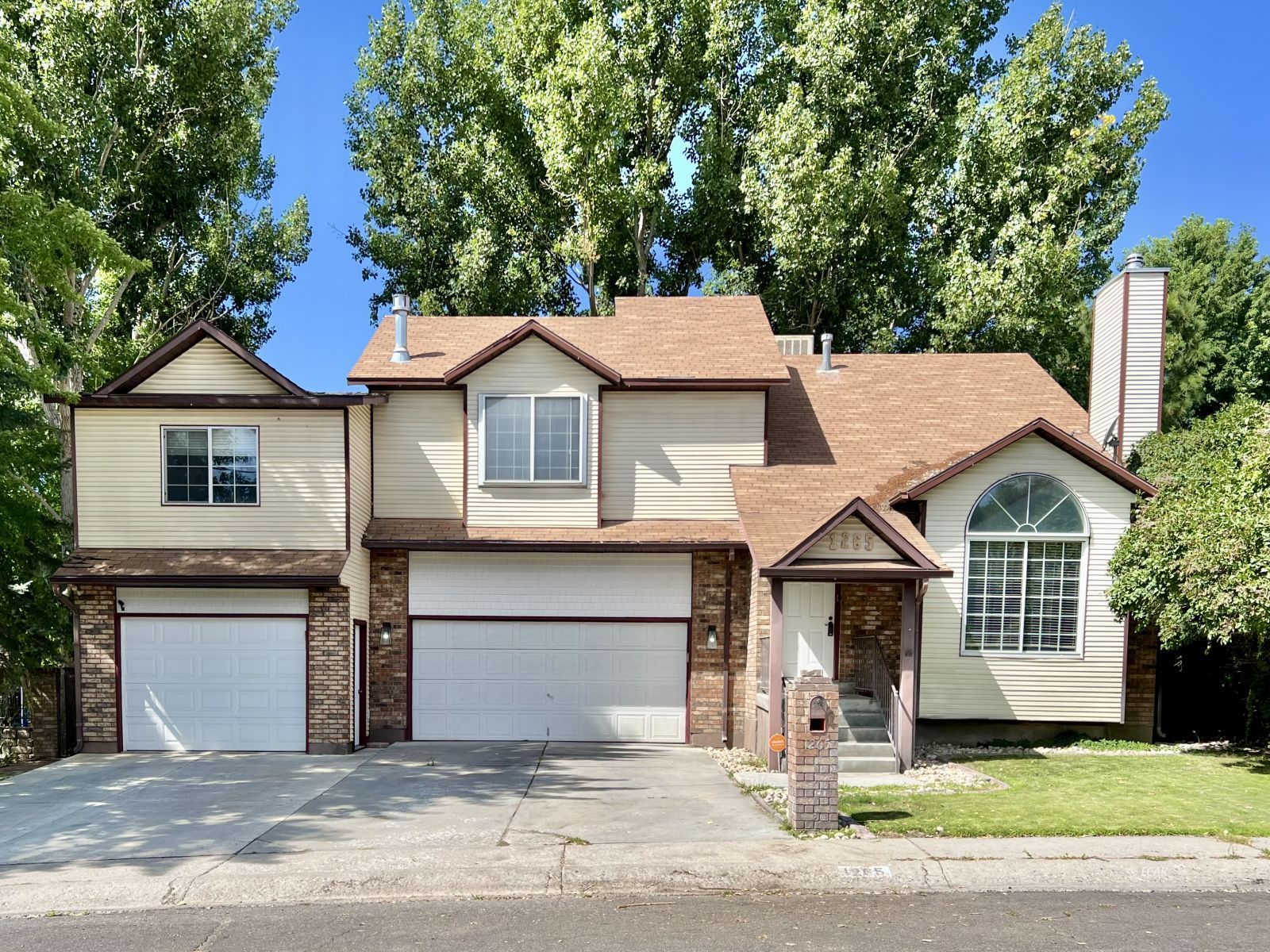 1265 Dotta Drive Property Photo 1