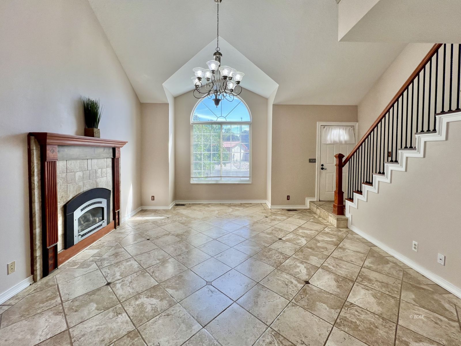 1265 Dotta Drive Property Photo 3