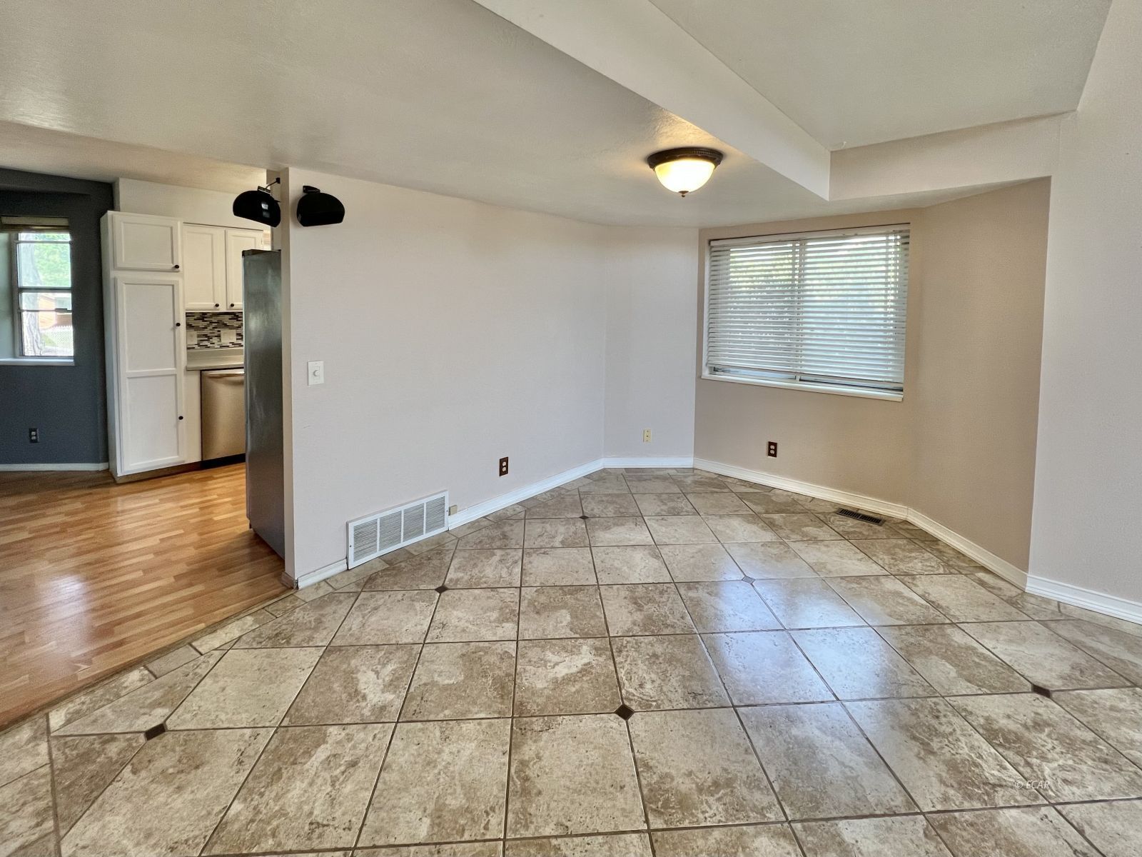 1265 Dotta Drive Property Photo 7