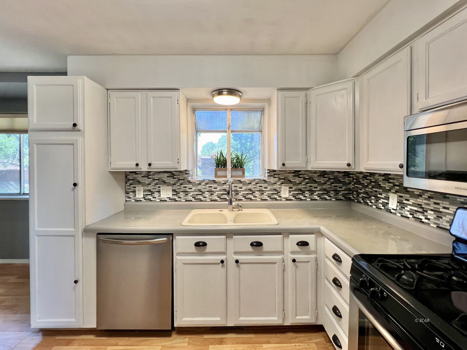 1265 Dotta Drive Property Photo 9