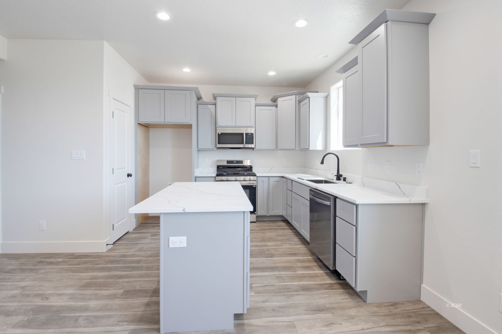 2503 N 5th Street Property Photo 6