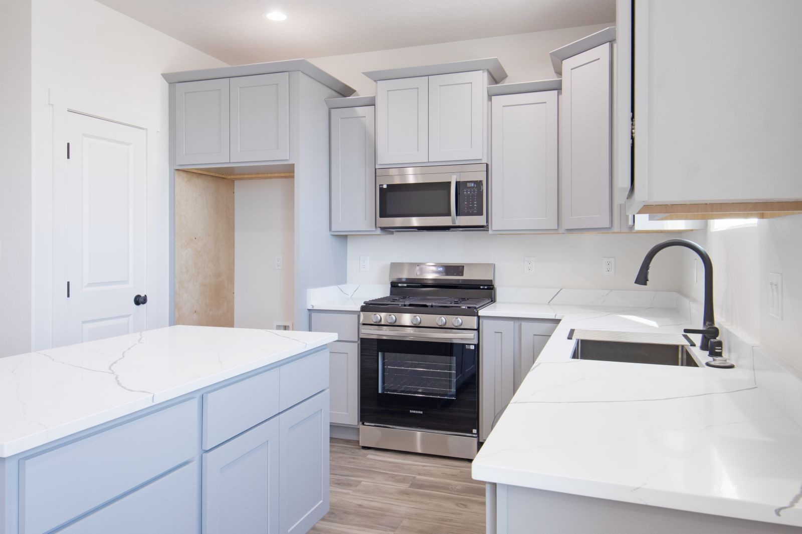 2503 N 5th Street Property Photo 8