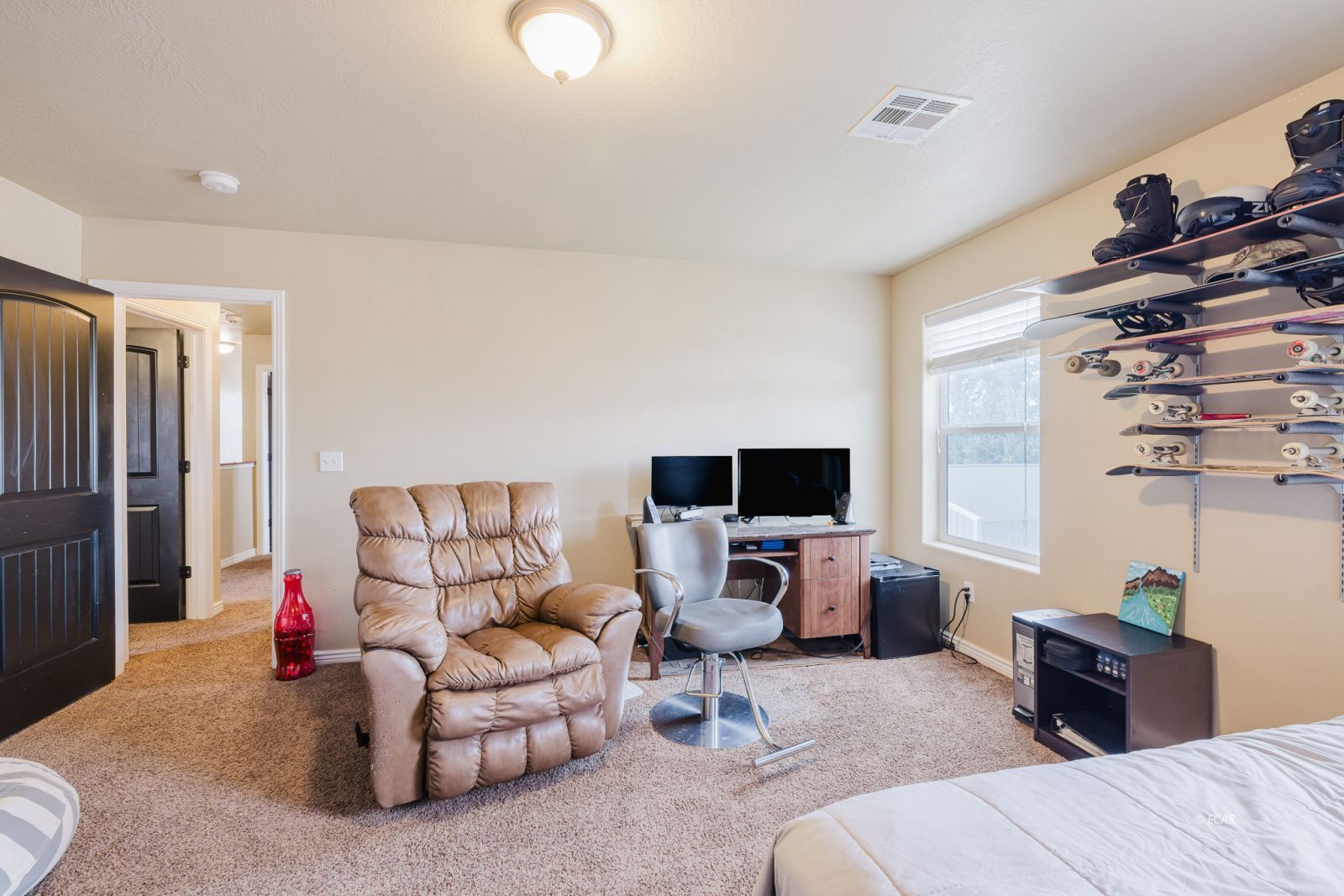 470 Lawndale Drive Property Photo 33