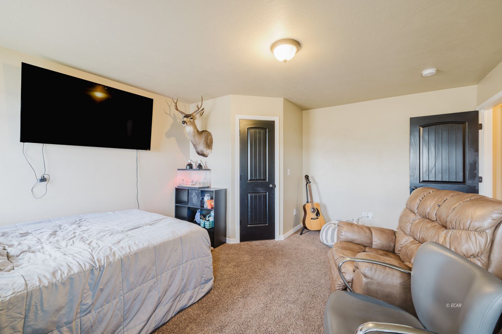 470 Lawndale Drive Property Photo 34