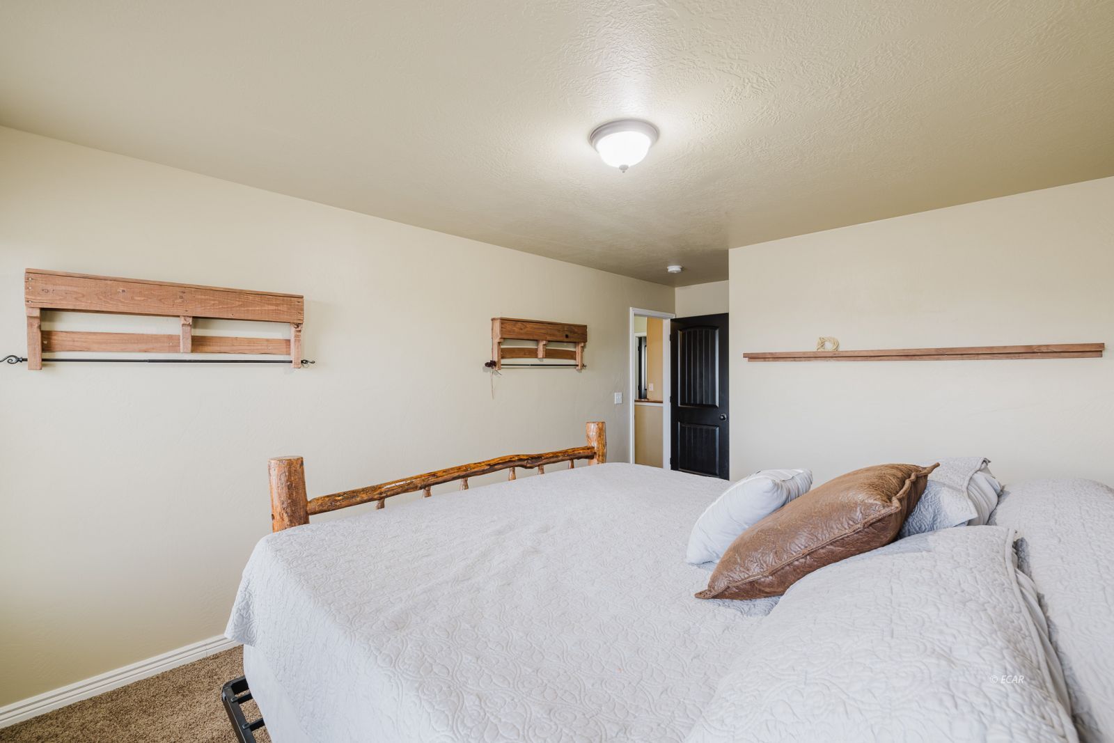 470 Lawndale Drive Property Photo 37