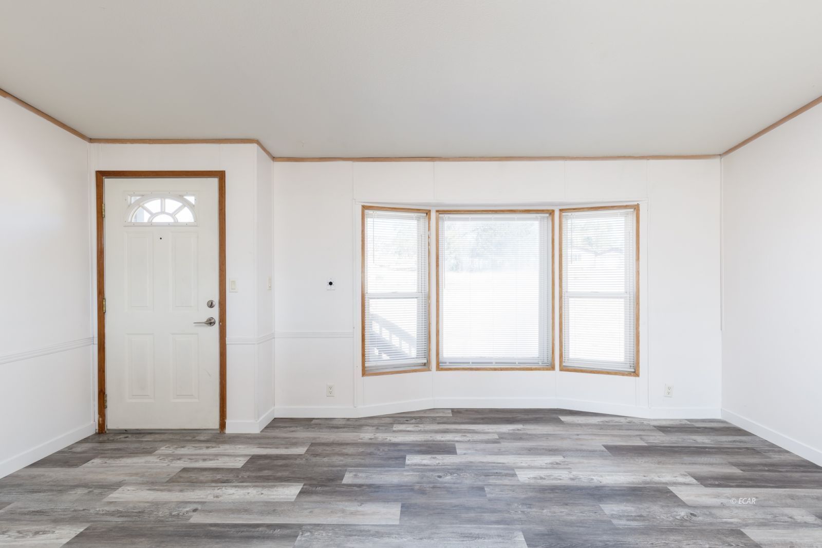 524 Tiffany Drive Property Photo 5