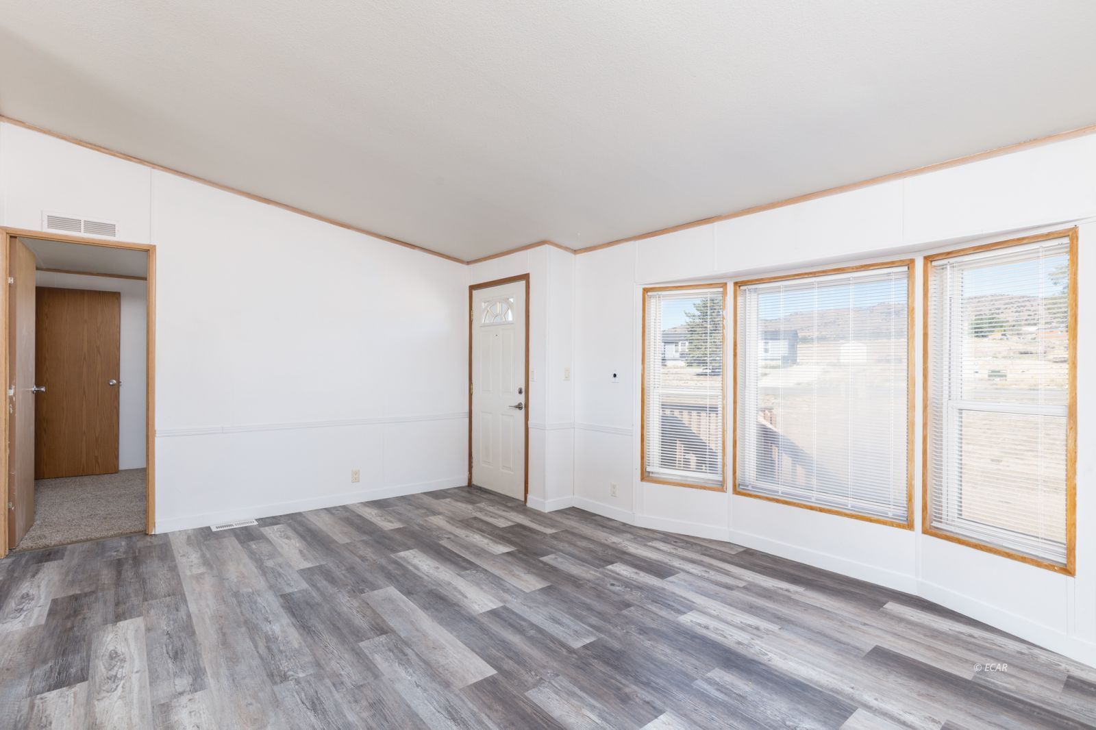 524 Tiffany Drive Property Photo 6