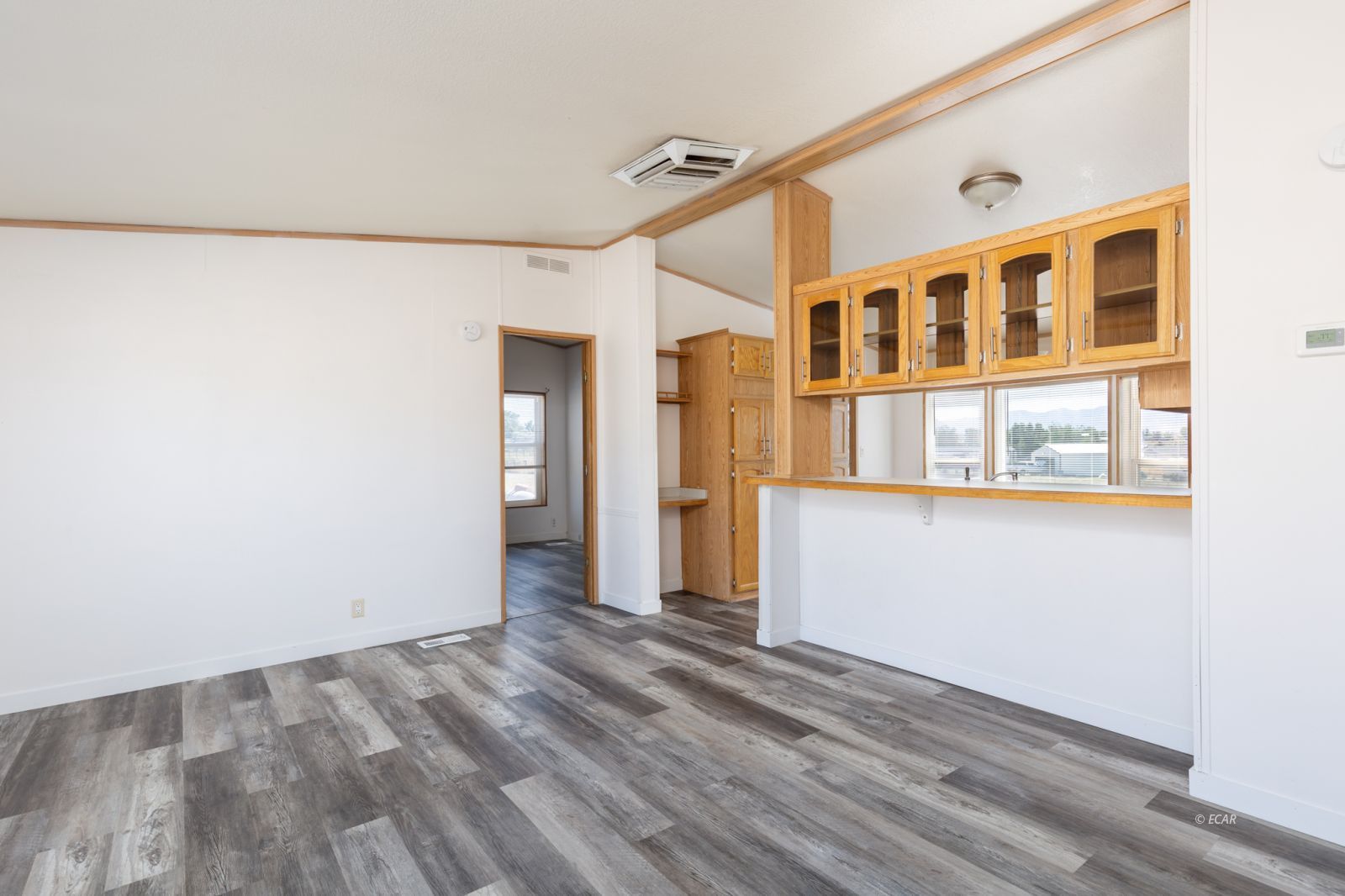 524 Tiffany Drive Property Photo 9